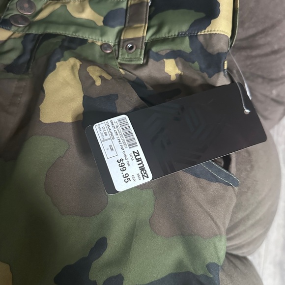 APERTURE - Picture 5 of 6